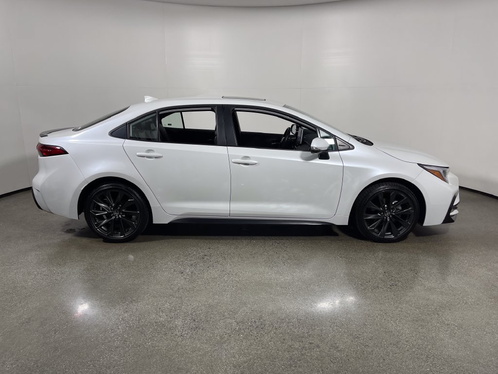 Certified 2025 Toyota Corolla XSE FWD image 2