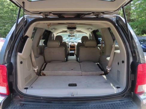 Used 2007 Chrysler Aspen Limited image 10