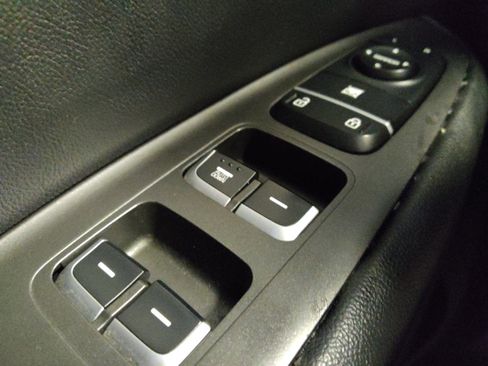 Used 2018 Kia Optima S w/ Panoramic Sunroof Package FWD image 27