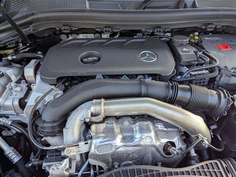 New 2025 Mercedes-Benz GLA 250 image 15