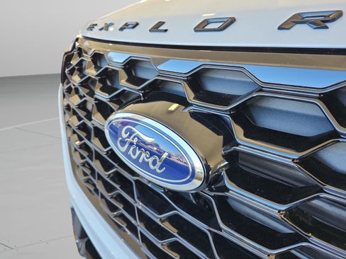 New 2026 Ford Explorer ST w/ Sun And Sound Package image 25