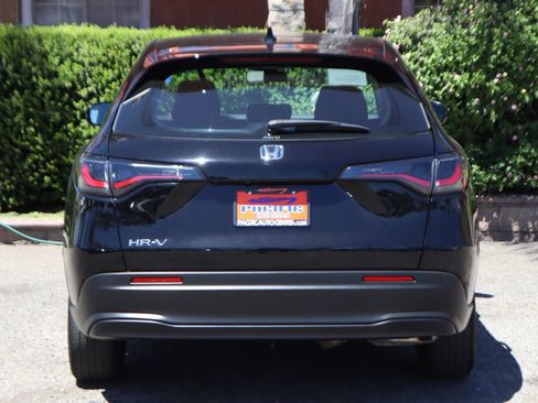 Used 2024 Honda HR-V LX image 7