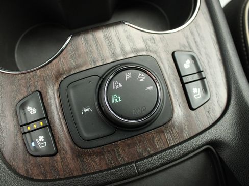 Used 2022 GMC Acadia Denali w/ Denali Ultimate Package AWD/4WD image 51