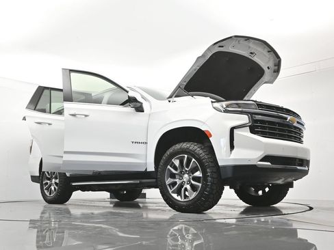 Certified 2024 Chevrolet Tahoe LT w/ LT Signature Package AWD/4WD image 54