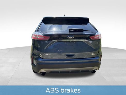 Used 2019 Ford Edge SEL w/ Equipment Group 201A AWD/4WD image 18