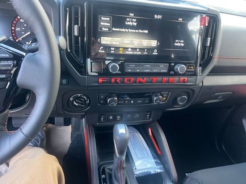 New 2026 Nissan Frontier PRO-4X w/ Pro-4x Convenience Package image 18