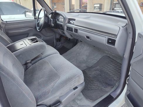 Used 1994 Ford F150 XL image 20