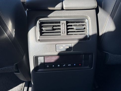 Used 2024 MAZDA CX-90 3.3 Turbo w/ Preferred Plus image 14