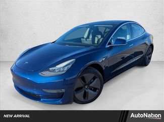 Used 2019 Tesla Model 3 Standard Range Plus video 1