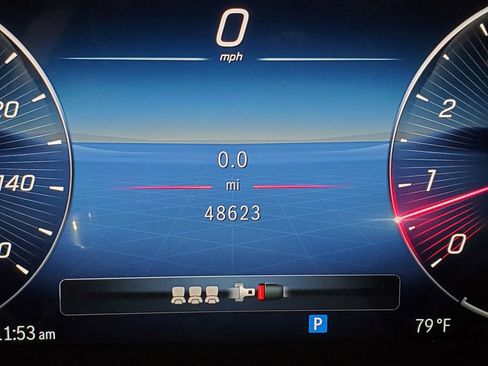 Used 2024 Mercedes-Benz C 300 Sedan image 37