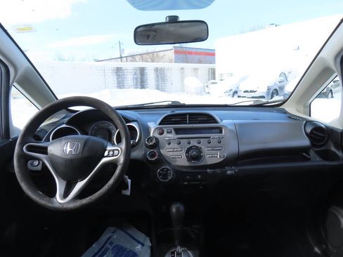 Used 2013 Honda Fit image 41