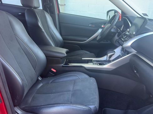 Used 2022 Mitsubishi Eclipse Cross SE image 17