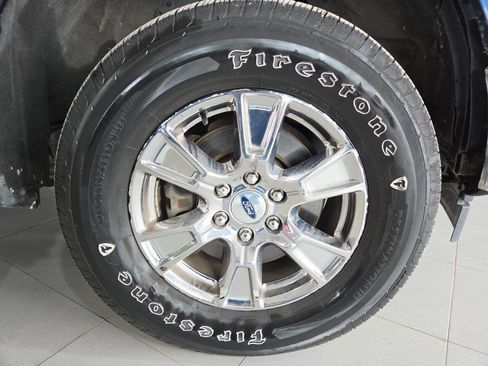 Used 2017 Ford F150 XLT w/ Equipment Group 302A Luxury image 11