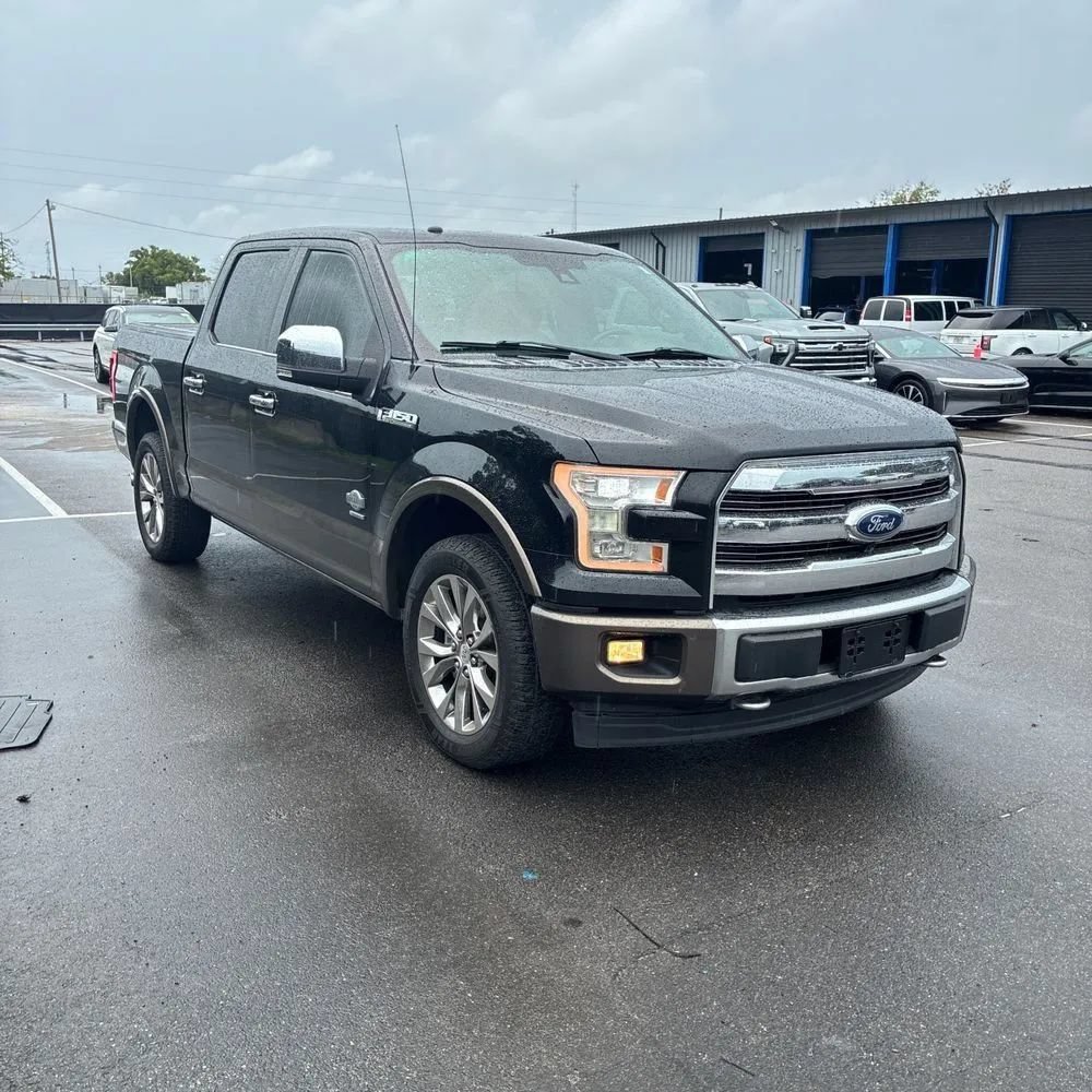 Used 2017 Ford F150 King Ranch w/ Equipment Group 601A Luxury AWD/4WD image 12
