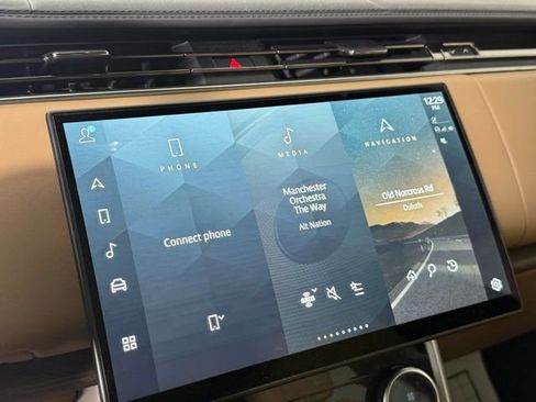 Certified 2023 Land Rover Range Rover SE AWD/4WD image 19