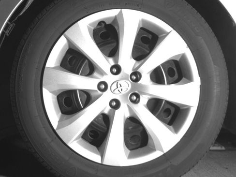 Used 2025 Toyota Corolla LE FWD image 12