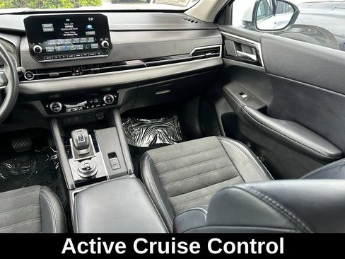 Used 2024 Mitsubishi Outlander SE AWD/4WD image 11