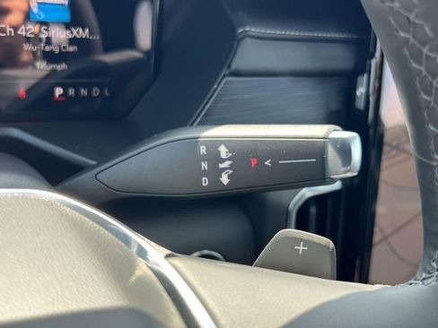 New 2025 GMC Acadia Elevation image 20