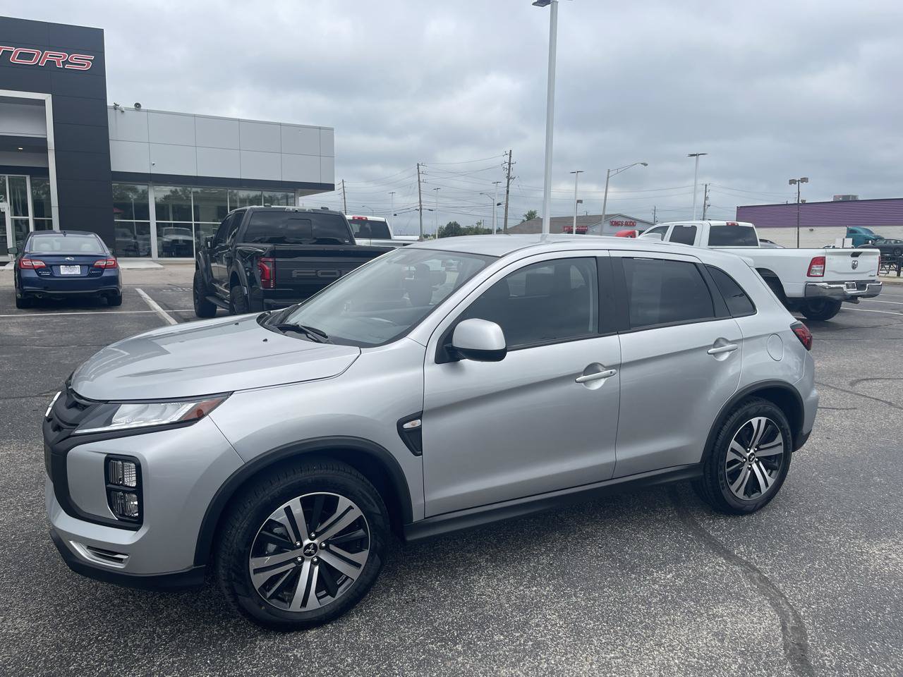 Used 2026 Mitsubishi Outlander Sport AWD image 7