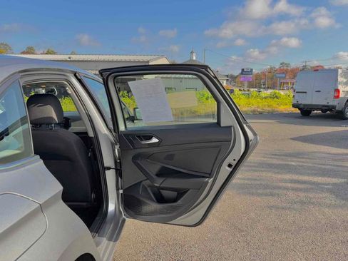 Used 2021 Volkswagen Jetta S w/ Driver Assistance Package image 18