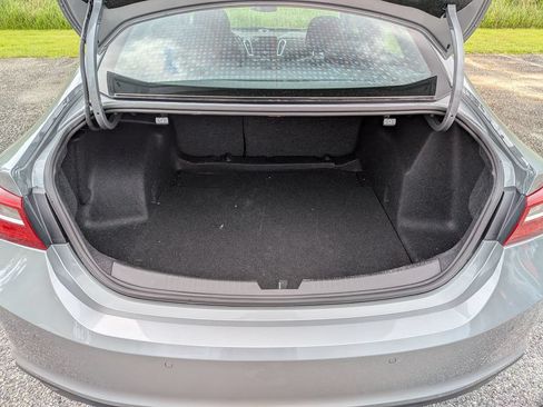 Used 2025 Chevrolet Malibu LT FWD image 25
