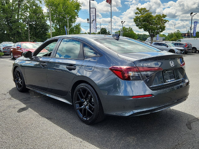 Used 2025 Honda Civic Sport image 4