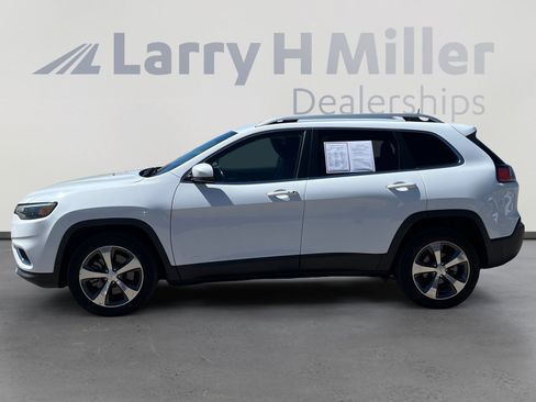 Used 2020 Jeep Cherokee Limited FWD image 2
