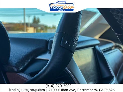 Used 2015 Chevrolet Suburban LTZ AWD/4WD image 19