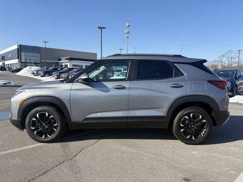 Used 2023 Chevrolet TrailBlazer LT image 4