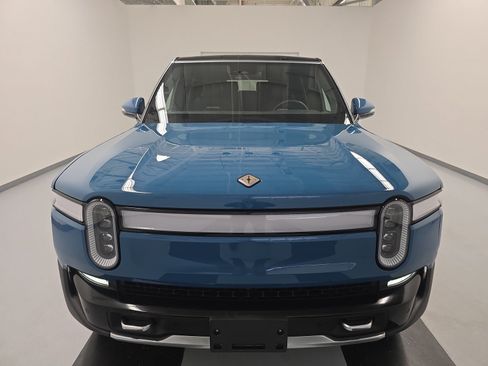 Used 2023 Rivian R1S Adventure AWD/4WD image 8