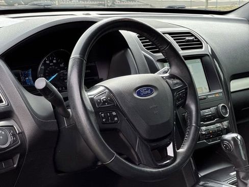 Used 2019 Ford Explorer XLT w/ Equipment Group 202A image 35