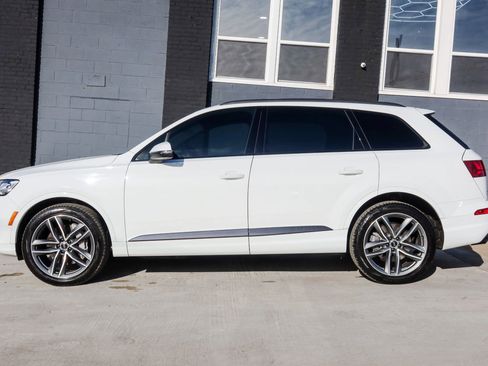 Used 2018 Audi Q7 3.0T Prestige w/ Prestige Package image 4