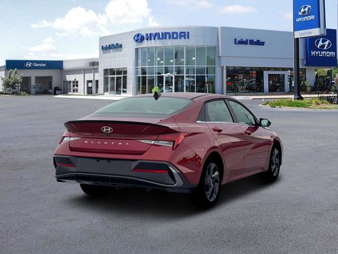 New 2026 Hyundai Elantra SEL Sport Premium image 7