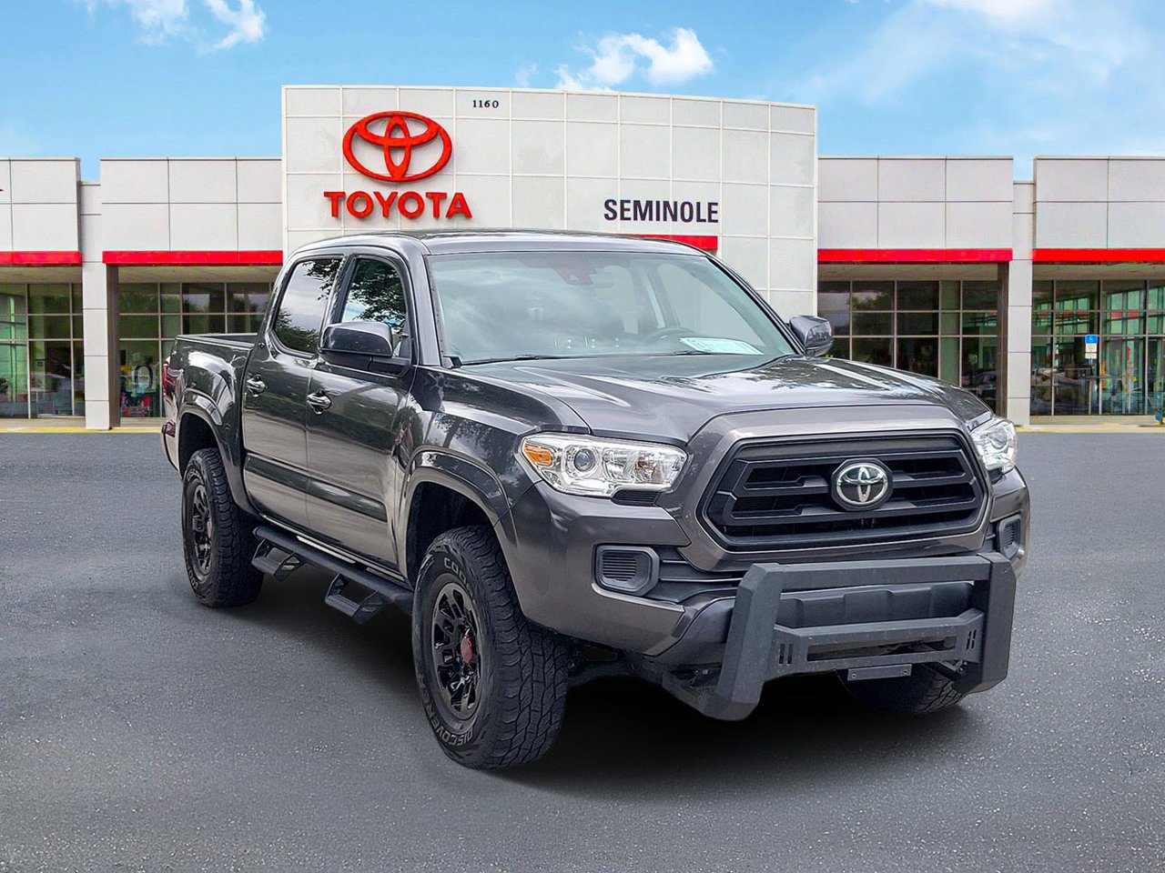 Used 2022 Toyota Tacoma SR AWD/4WD image 2