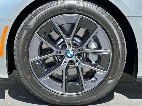 Used 2023 BMW i4 eDrive35 RWD image 32