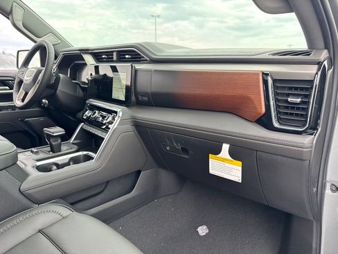 New 2026 GMC Sierra 1500 Denali AWD/4WD image 39