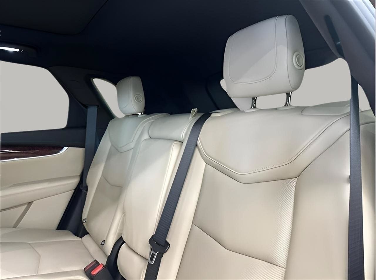 Used 2018 Cadillac XT5 Premium Luxury AWD/4WD image 21