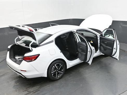 New 2025 Nissan Sentra SV w/ All-Weather Package image 44