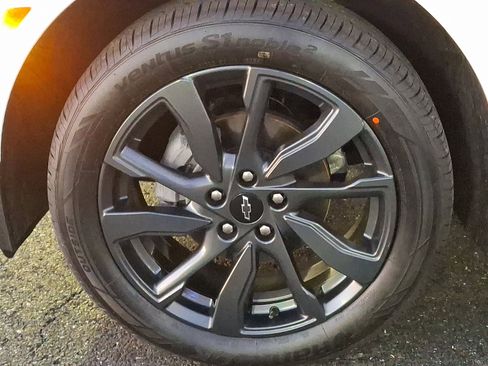 Certified 2023 Chevrolet Equinox RS image 28