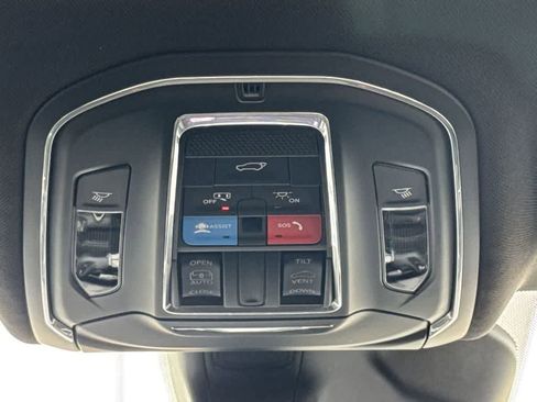 New 2026 Jeep Grand Cherokee Laredo X RWD image 21