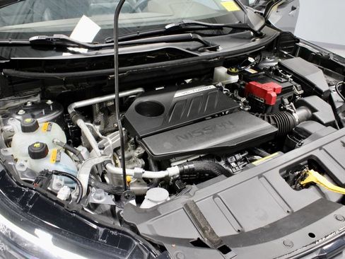 Certified 2023 Nissan Rogue SV w/ SV Premium B Package AWD/4WD image 18