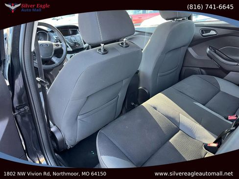 Used 2014 Ford Focus SE image 9