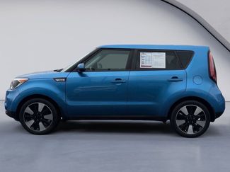 Used 2018 Kia Soul + video 2