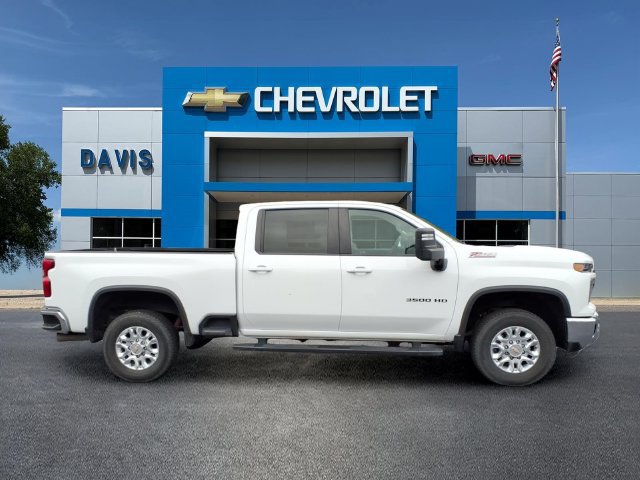 Used 2024 Chevrolet Silverado 3500 LT w/ Convenience Package AWD/4WD image 2