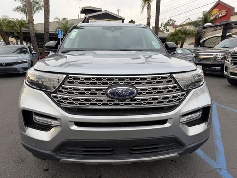 Used 2024 Ford Explorer Limited image 2