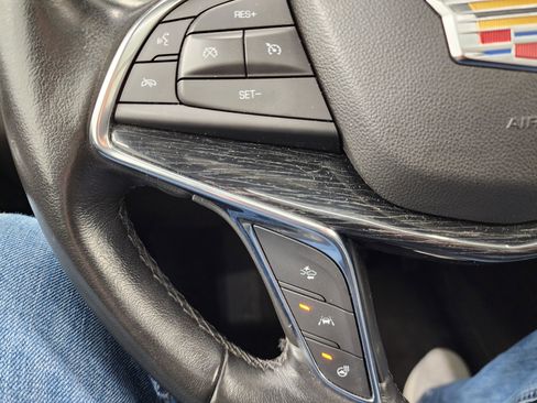 Used 2020 Cadillac XT5 Premium Luxury image 19