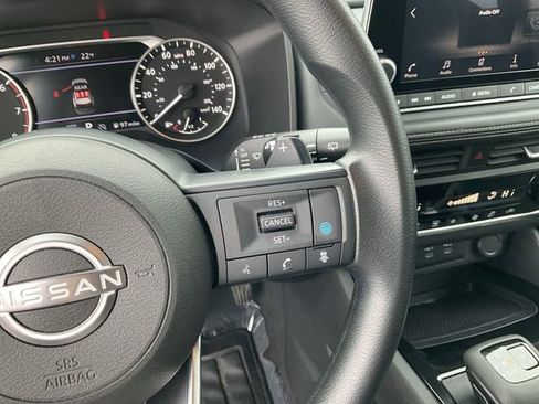 Certified 2024 Nissan Rogue SV image 22