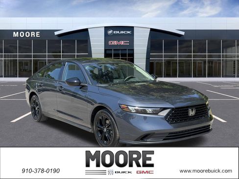 Used 2025 Honda Accord SE image 1