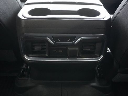 Used 2020 GMC Sierra 1500 AT4 w/ AT4 Premium Package image 29