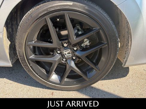 Used 2024 Honda Civic Sport image 8